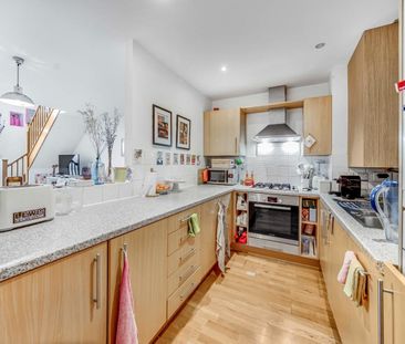 2 bedroom Flat To Let Total Size: 913 SQ FT - Photo 3