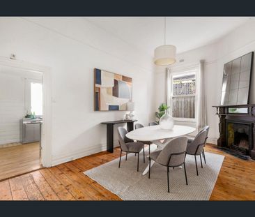 SPACIOUS 3/4 BEDROOM HOUSE IN GREAT LOCATION - Photo 3