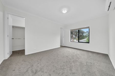 2/18 Albert Street, Mount Waverley - Photo 5