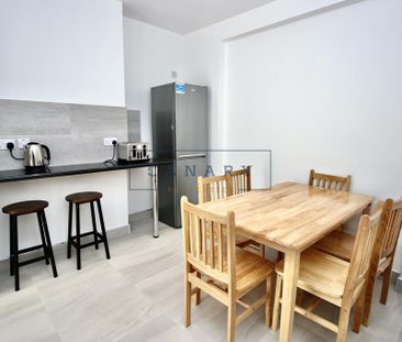 House share to rent - Photo 2