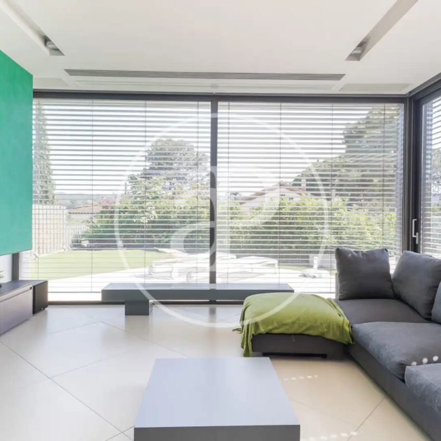 Casa o chalet de alquiler en Mira-sol - Photo 1