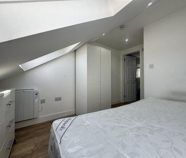 House share to rent - Photo 4