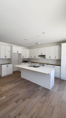 For Lease - 181 Forestwalk Street, Kitchener, Ontario - Photo 1