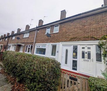 3 bedroom terraced house to rent - Photo 3