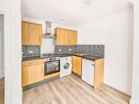 1 Bed Flat, Windsor Street, LU1 - Photo 3