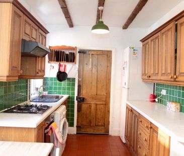 Adderley Road (3 bed) - Photo 5