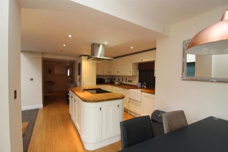 3 bedroom house to rent - Photo 2
