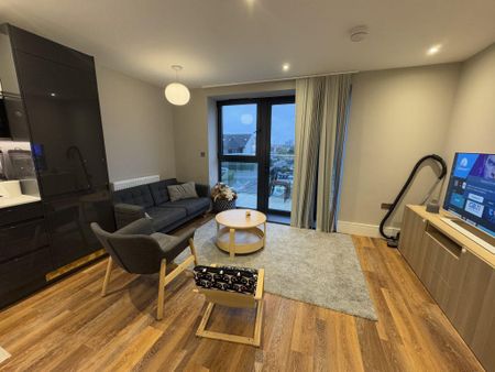 1 bedroom apartment to rent - Photo 2