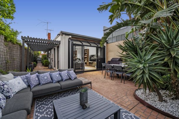 50 John Street, Elwood. - Photo 1