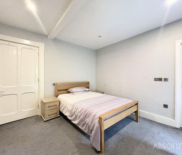 2 bedroom apartment to rent - Photo 6