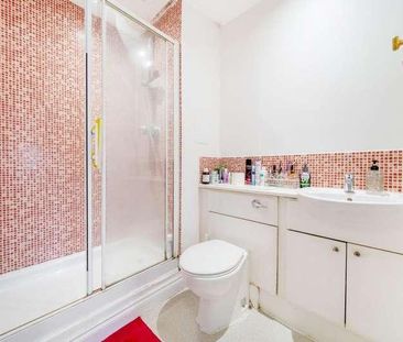 Sunbury, Sunbury-on-thames, TW16 - Photo 1