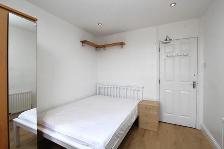 5 bedroom flat to rent - Photo 5