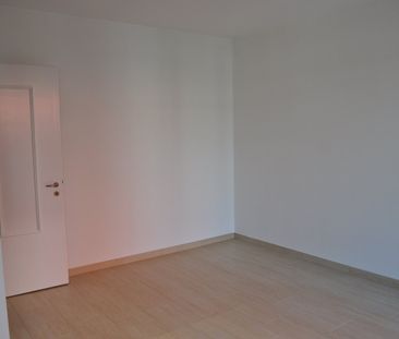 Monolocale parzialmente arredato a Lugano, disponibile subito - Photo 5