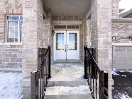 For Lease - 67 Lawrence D. Pridham Avenue, New Tecumseth, Ontario - Photo 2