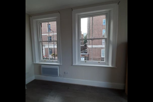Studio Flat, London, W2 - Photo 1