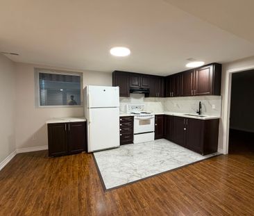 For Lease - 16 Niles Court Unit# Basement, Brampton, Ontario - Photo 3