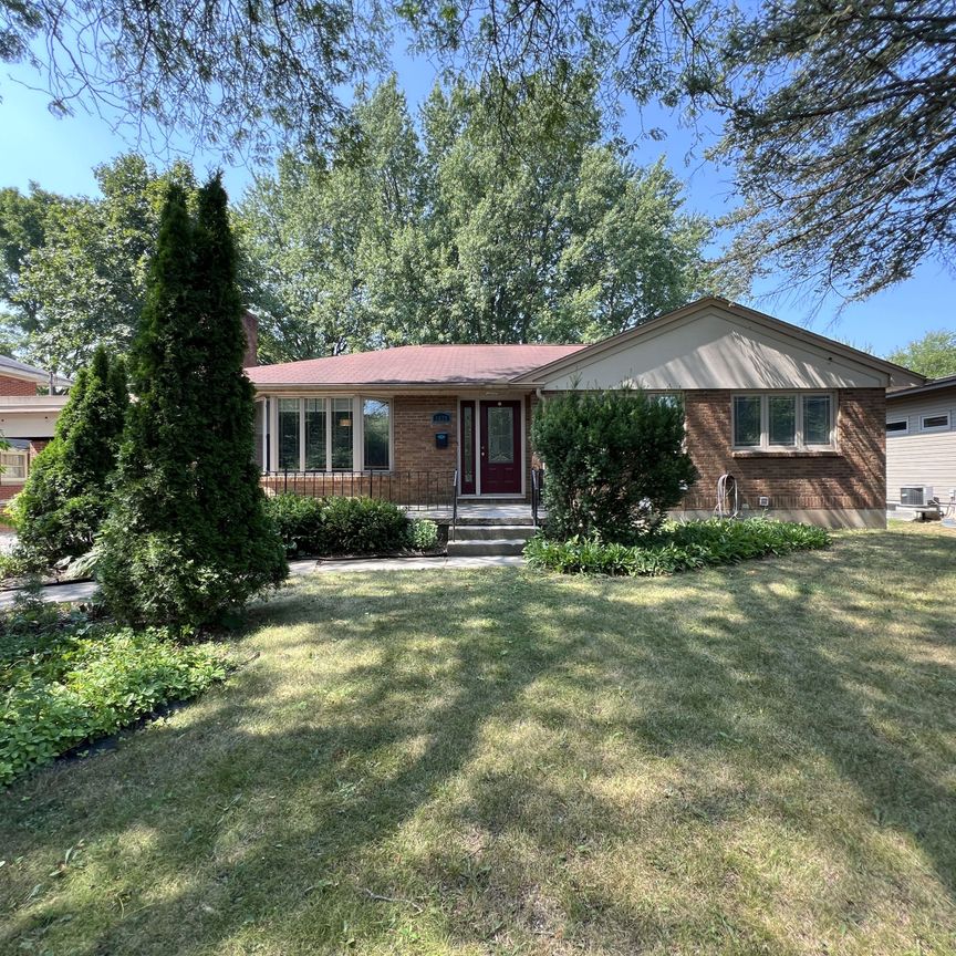 For Lease - 1629 LOUISE Boulevard Unit# main, London North, Ontario - Photo 1