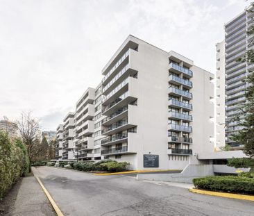 Lougheed Lodge - Photo 1