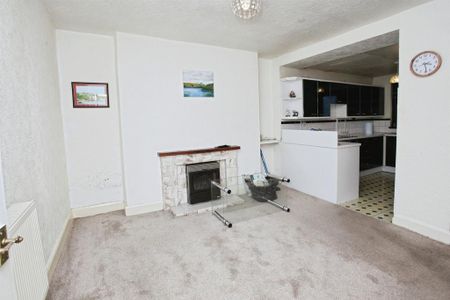 3 bedroom terraced house to rent - Photo 2