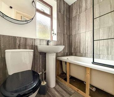 Newbolt Road, Paulsgrove, PO6 - Photo 2