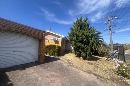 65 Liverpool Drive, Keysborough. - Photo 2