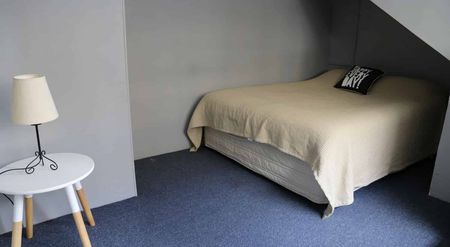 2 bedroom fully furnished apartment - Vogel St - Photo 3