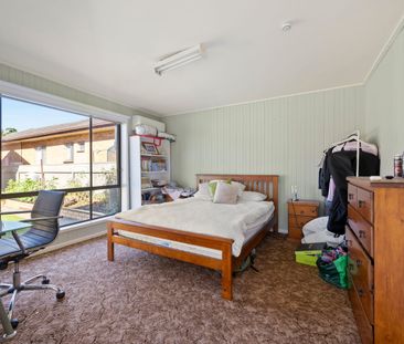 3 Bedroom family home with plenty of extras - Photo 4