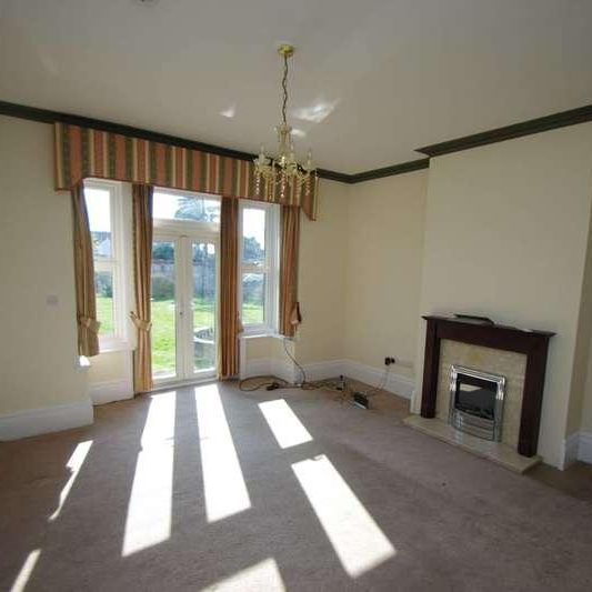 Bushey, Bushey, WD23 - Photo 1