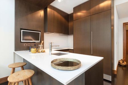 Unique in both layout and atmosphere, featuring duplex and lateral apartments. - Photo 5