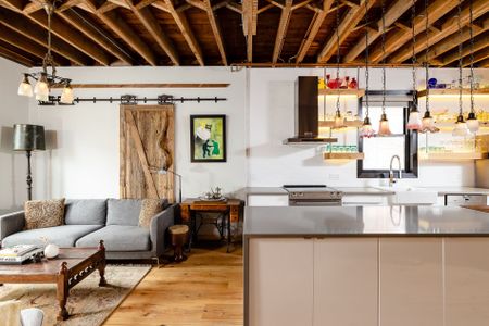 For Lease - 927 Bathurst Street Unit# Main/Upper, Toronto, Ontario - Photo 3