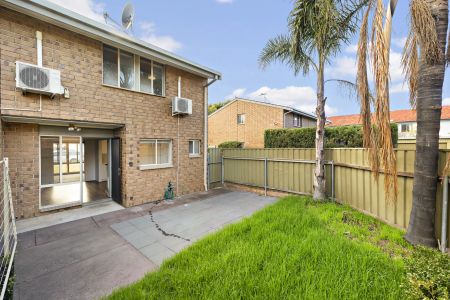 Updated Spacious Townhouse close to Amenities - Photo 5