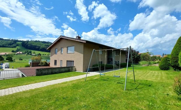 TEILSANIERT: 3.5-ZW à 70 m² im EG - Foto 1