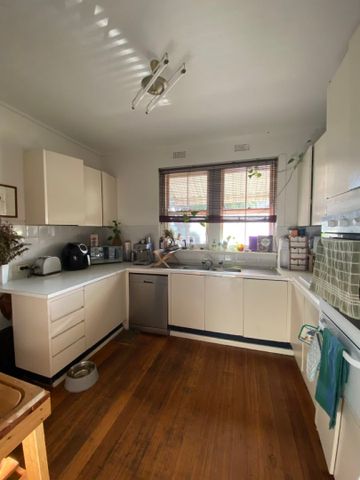 1 Edina Street, Williamstown VIC 3016 - House For Rent | Domain - Photo 2