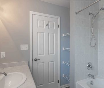 For Lease - 74 Michigan Avenue, Cambridge, Ontario - Photo 4