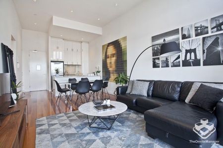 Central Location - Fully Furnished - Photo 3