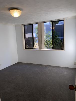 2 Bedroom Apartment In the Heart Of Broadbeach - Photo 1