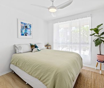 Immaculate Unit in Prime Suffolk Park Location - Photo 4