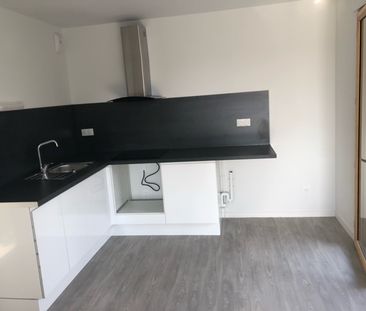 Location Appartement 3 pièces 67m² - Photo 2