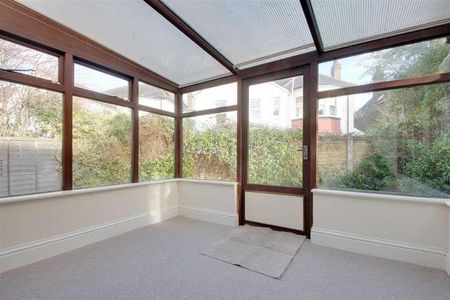 Shakespeare Road, Worthing, BN11 - Photo 2