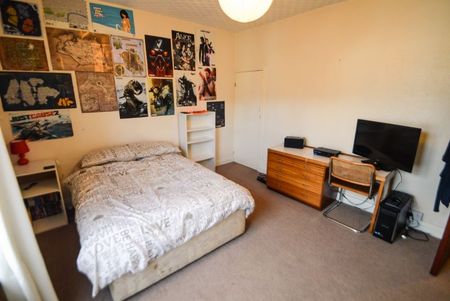 3 bedroom house share to rent - Photo 4