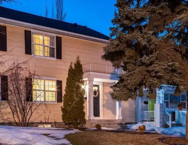 Inner City 3 Bedroom Home - Beautiful Quiet Cul-De-Sac!! | 4421 Quentin Court Southwest, Calgary - Photo 1