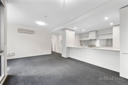 612/1 Bouverie Street, Carlton - Photo 3