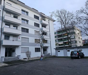 Grosszügige Maisonette-Dachwohnung an ruhiger Lage - Photo 5