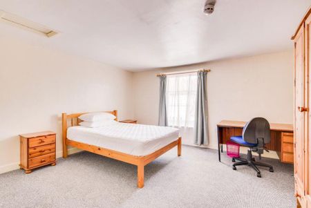 4 bedroom house to rent - Photo 5