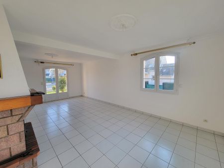 Location Maison 4 pièces 107m² PLELAN LE GRAND 35380 - Photo 3