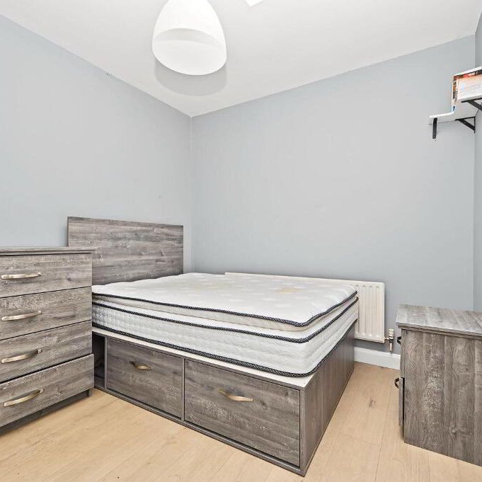 Apt 1, 97 Ravenhill Road, Belfast, BT6 8DQ - Photo 1