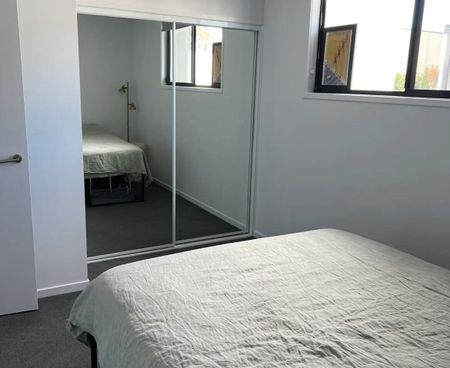 Arana Hills - Photo 2