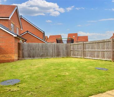 3 bedroom link detached house to rent - Photo 4