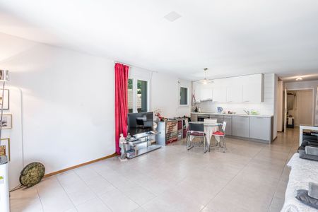 Superb 2.5-room apartment with private balcony - Photo 4