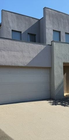 Unit 2/15 Ironbark Circuit, Jerrabomberra Australia - Photo 1